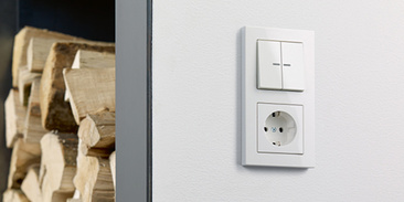 JUNG KNX Taster F 10 bei Neuwirdt-Elektrotechnik GmbH in Dornburg-Thalheim