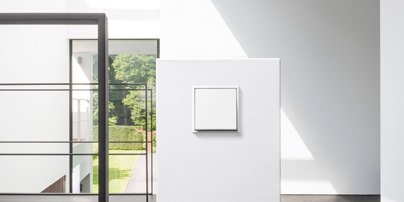 JUNG Schalterprogramme bei Neuwirdt-Elektrotechnik GmbH in Dornburg-Thalheim